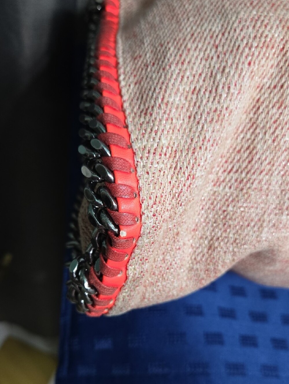 Stella McCartney Large Falabella Pink Tweed Tote with Gunmetal Chain Trim - Picture 8 of 16